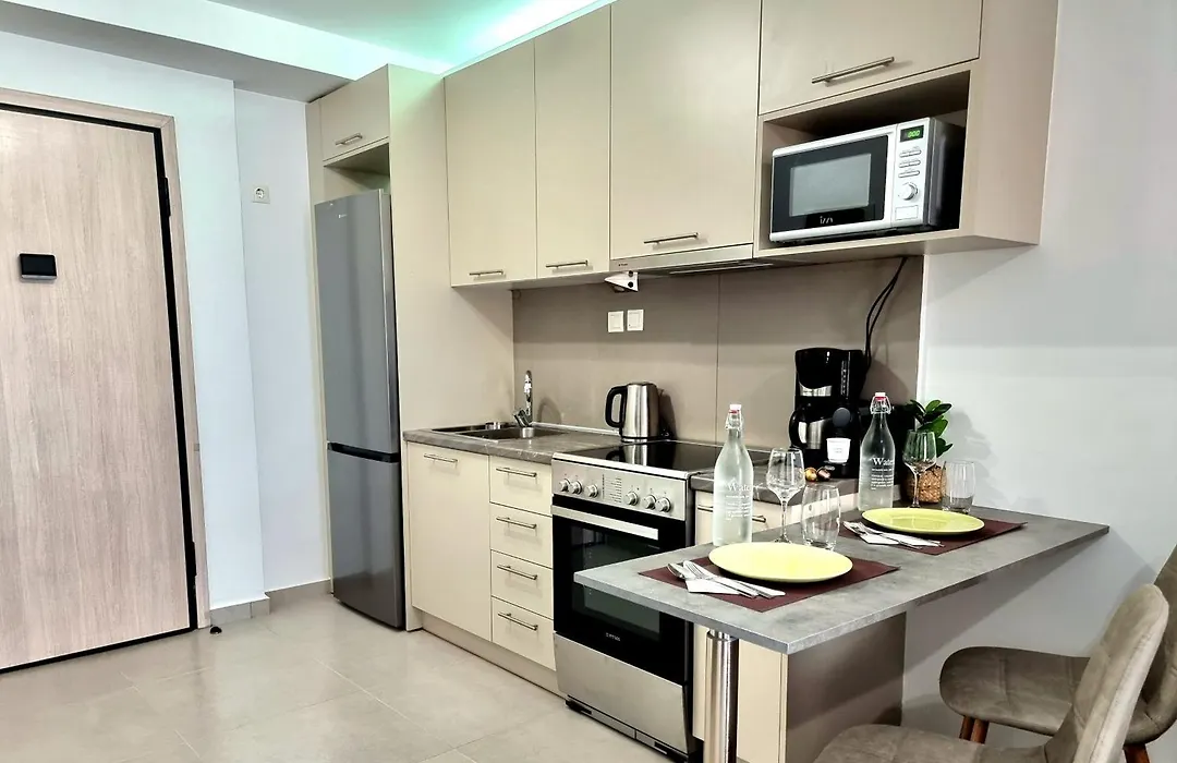 Bright & Modern Home In Athens-1