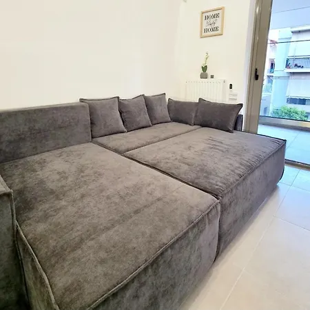 Bright & Modern Home In Athens-2
